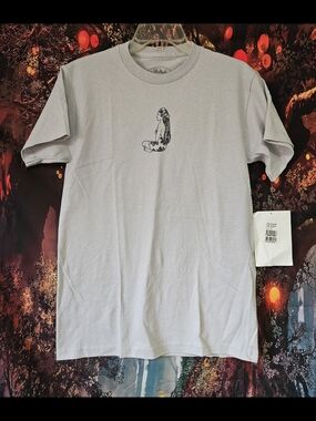 Hinano Tahiti Coco Palms 2 Sided Design Men's Lt Gray Graphic Crewneck T-Shirt